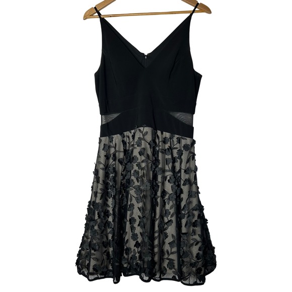 Xscape Dress Sz 10 Black Floral Applique Mesh Fit Flare Cocktail Party - Picture 1 of 9